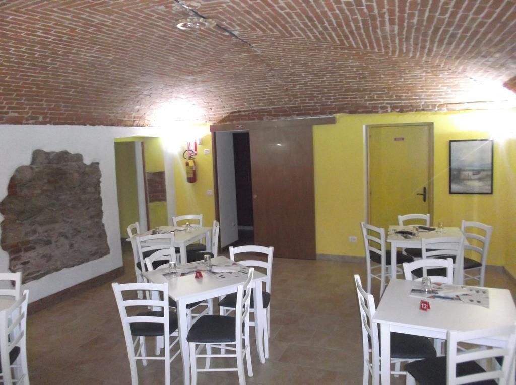 Il Gatto E La Volpe Hotel Avigliana Kültér fotó