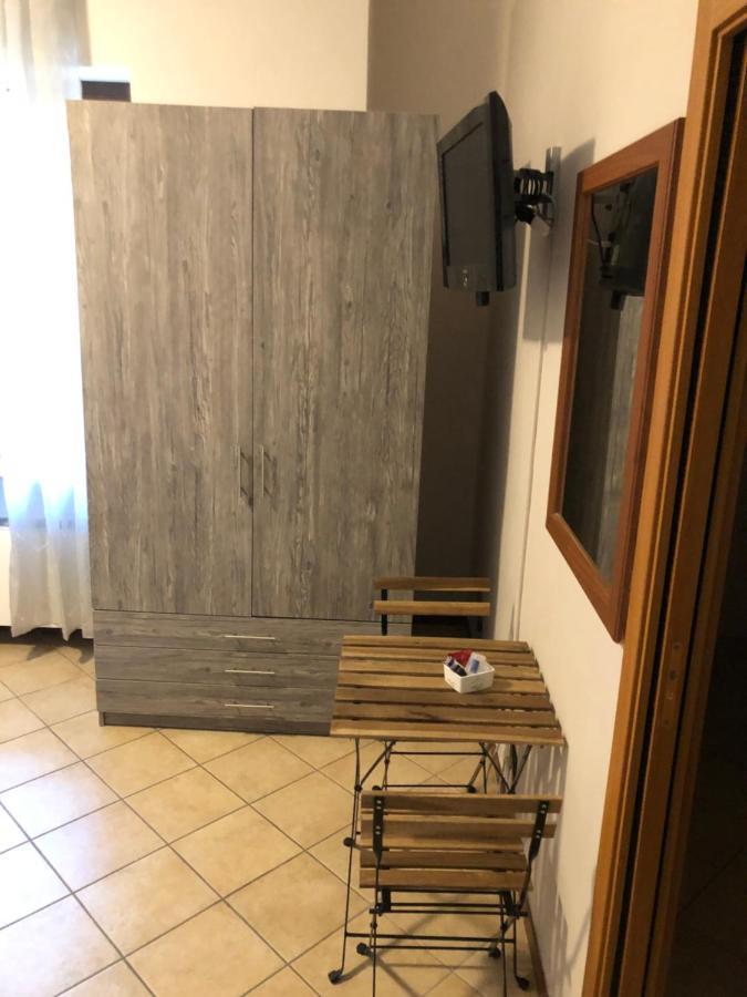 Il Gatto E La Volpe Hotel Avigliana Kültér fotó